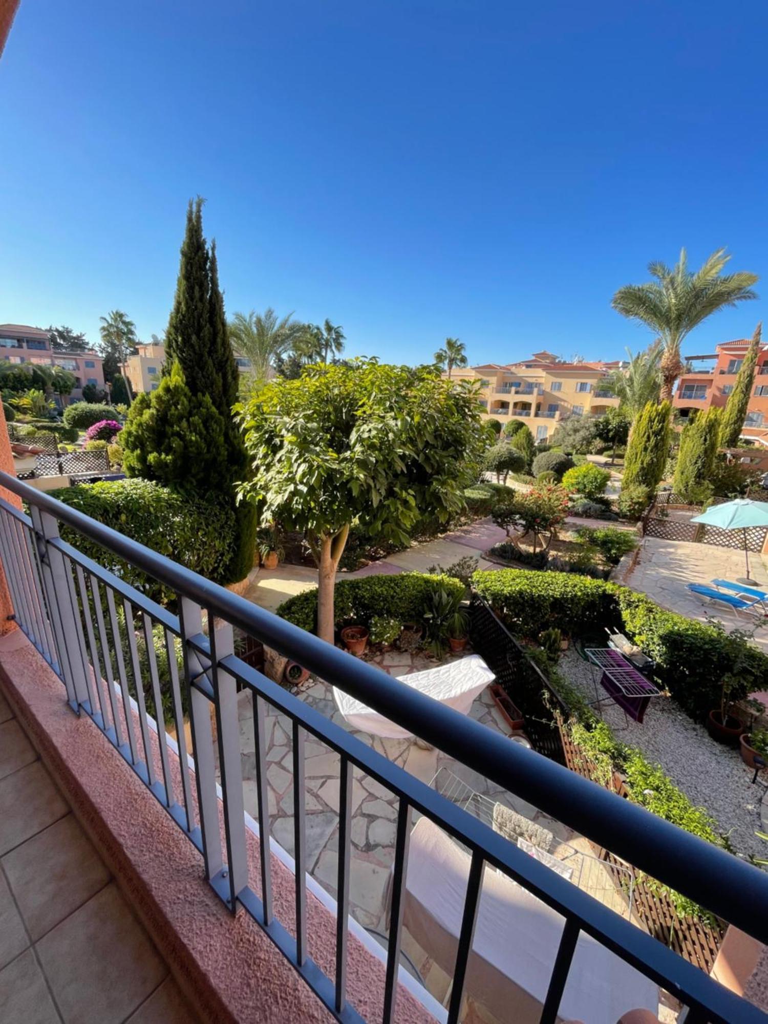 Limnaria Gardens Two Bedroom Apartment With Balcony Paphos Kültér fotó