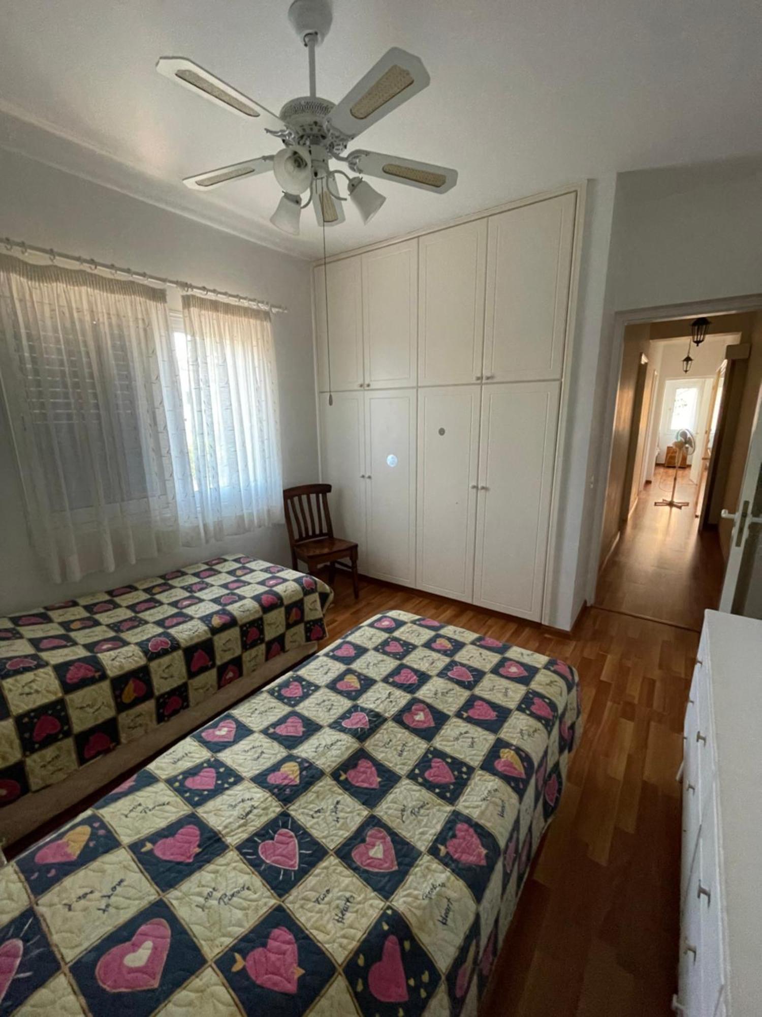 Limnaria Gardens Two Bedroom Apartment With Balcony Paphos Kültér fotó